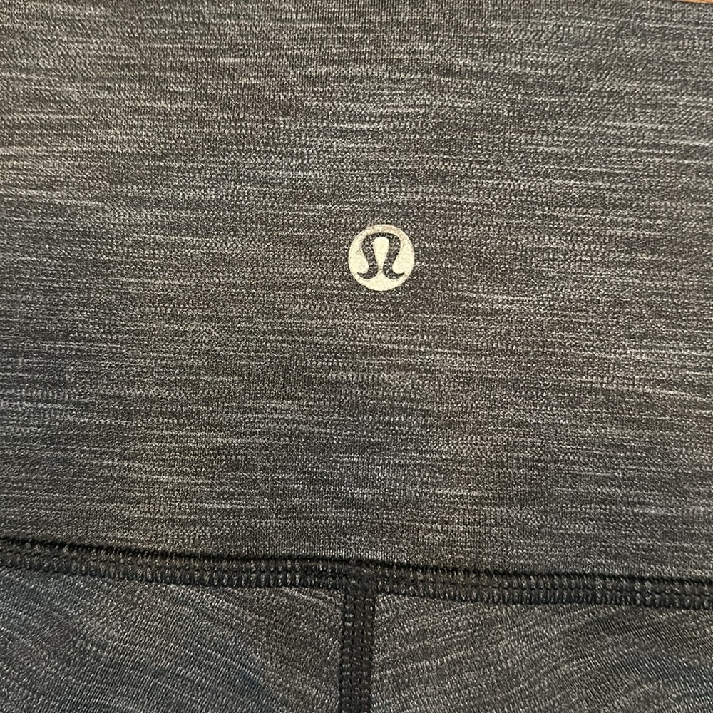 Lululemon Activewear Dark Gray Leggings Women's Size 2 - Picture 6 of 7